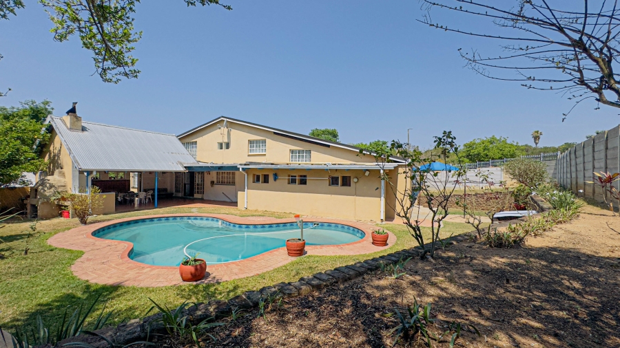 5 Bedroom Property for Sale in West Acres Ext 6 Mpumalanga
