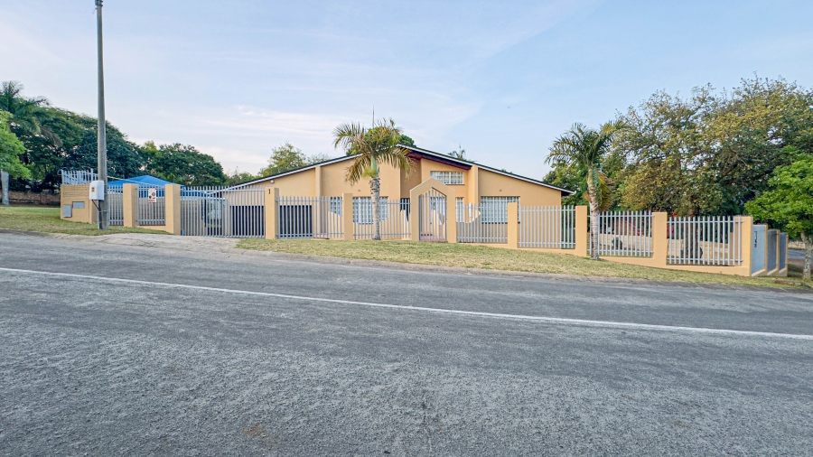 5 Bedroom Property for Sale in West Acres Ext 6 Mpumalanga