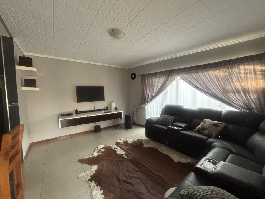 3 Bedroom Property for Sale in Hoeveld Park Mpumalanga
