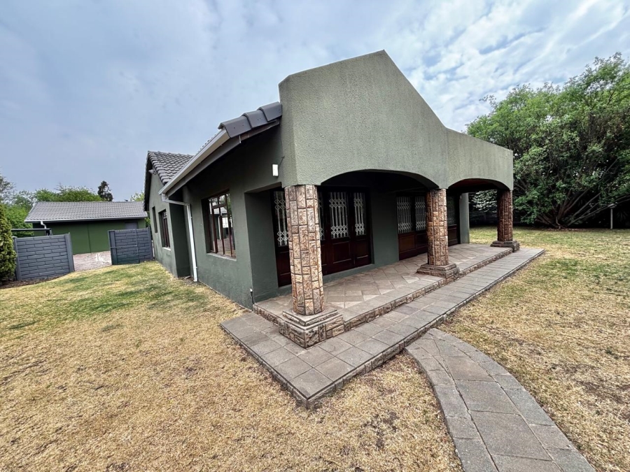 3 Bedroom Property for Sale in Suidheuwel Mpumalanga
