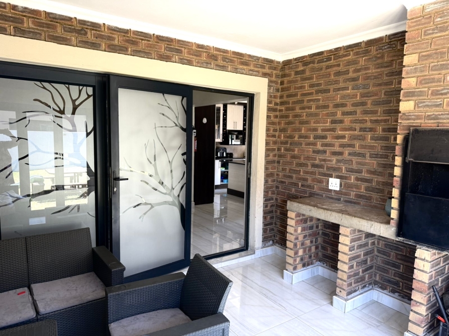 4 Bedroom Property for Sale in Reyno Ridge Mpumalanga