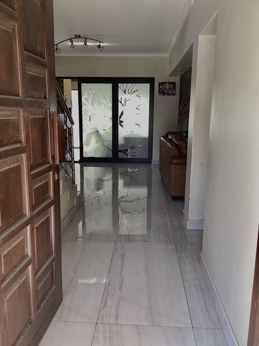 4 Bedroom Property for Sale in Reyno Ridge Mpumalanga