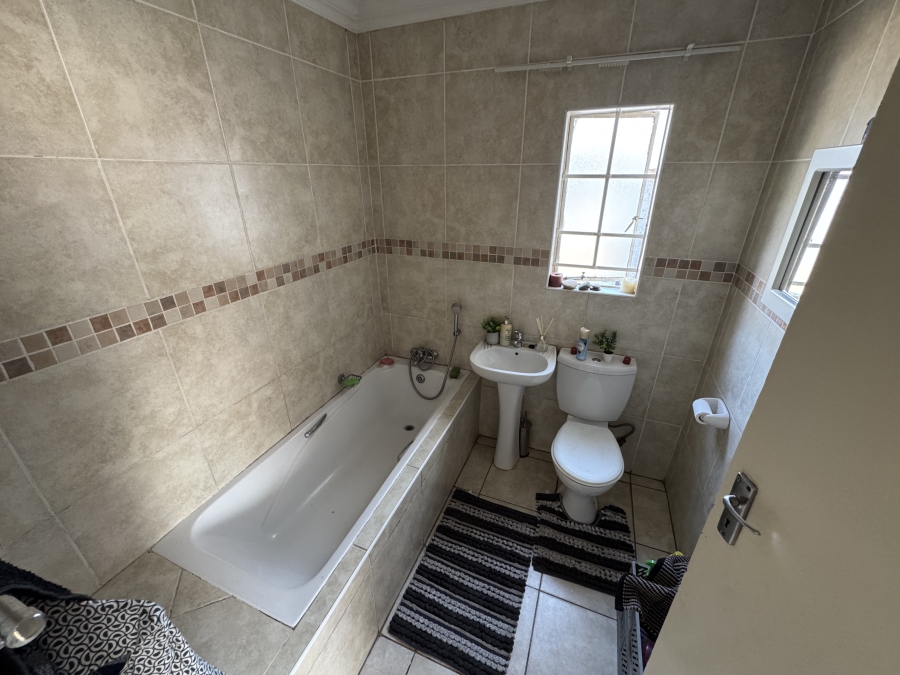 3 Bedroom Property for Sale in Ben Fleur Mpumalanga