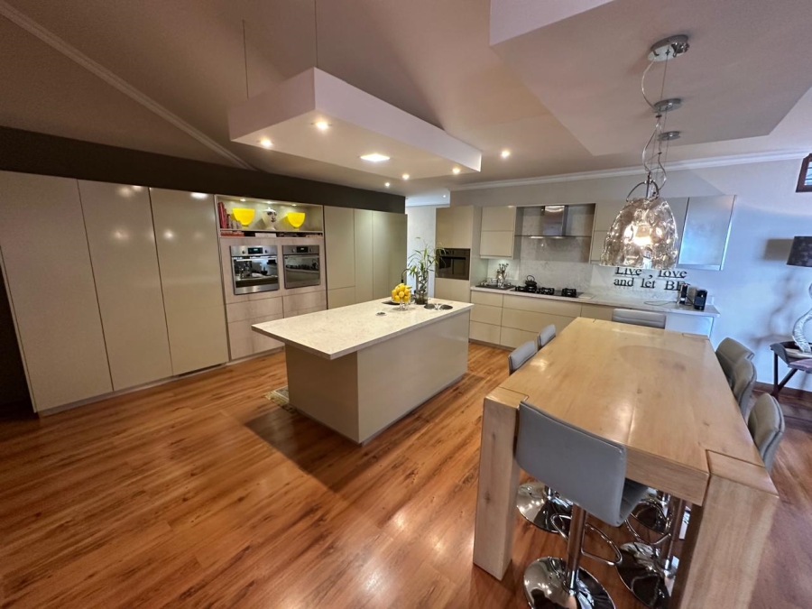 4 Bedroom Property for Sale in Nelspruit Ext 11 Mpumalanga