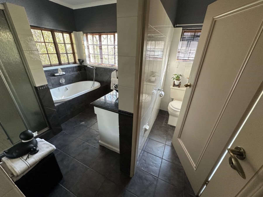 4 Bedroom Property for Sale in Nelspruit Ext 11 Mpumalanga