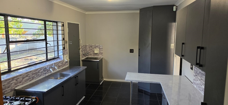 To Let 3 Bedroom Property for Rent in Secunda Mpumalanga