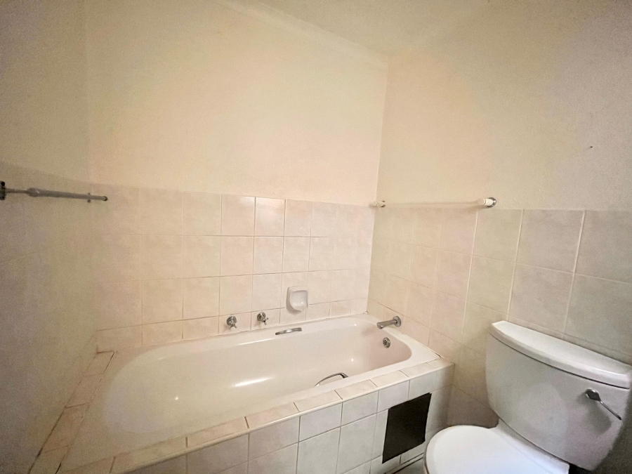 2 Bedroom Property for Sale in Riverside Park Mpumalanga