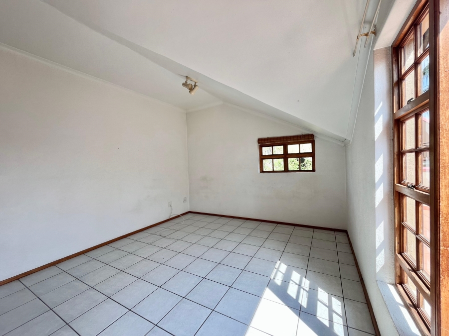 2 Bedroom Property for Sale in Riverside Park Mpumalanga