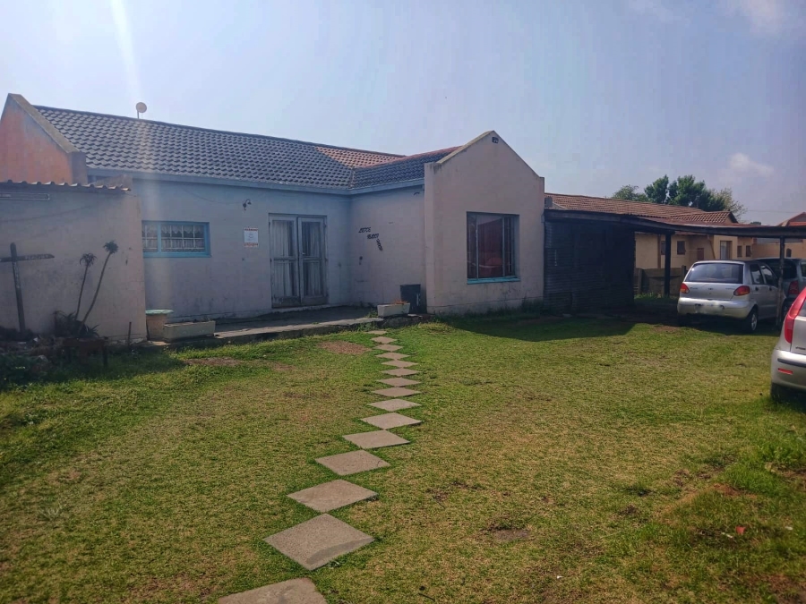 4 Bedroom Property for Sale in Nederlandpark Mpumalanga