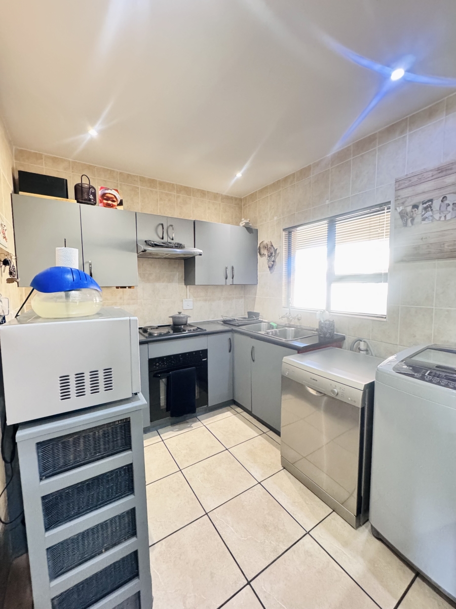 2 Bedroom Property for Sale in Reyno Ridge Mpumalanga