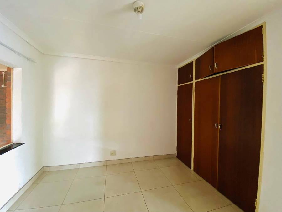 2 Bedroom Property for Sale in White River Mpumalanga