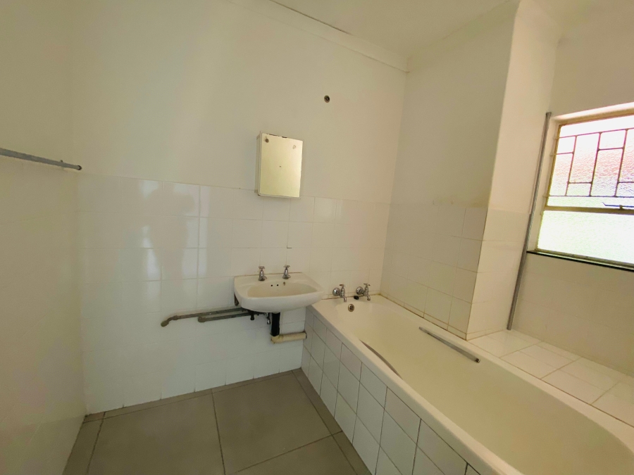 2 Bedroom Property for Sale in White River Mpumalanga