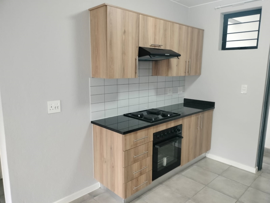 To Let 2 Bedroom Property for Rent in West Acres Mpumalanga