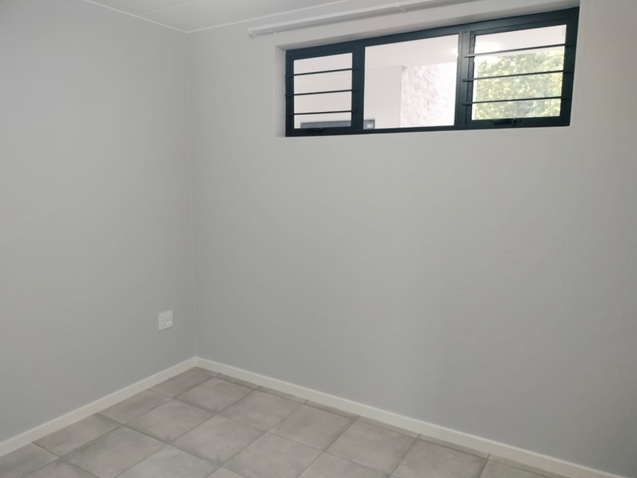 To Let 2 Bedroom Property for Rent in West Acres Mpumalanga