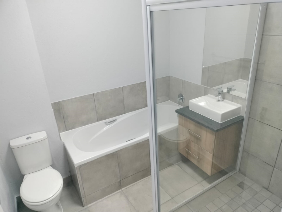To Let 2 Bedroom Property for Rent in West Acres Mpumalanga