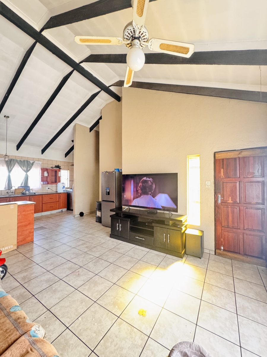 2 Bedroom Property for Sale in Witbank Mpumalanga