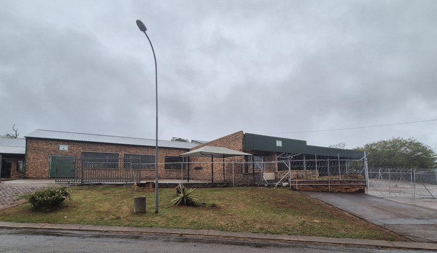 To Let commercial Property for Rent in White River Industrial Mpumalanga