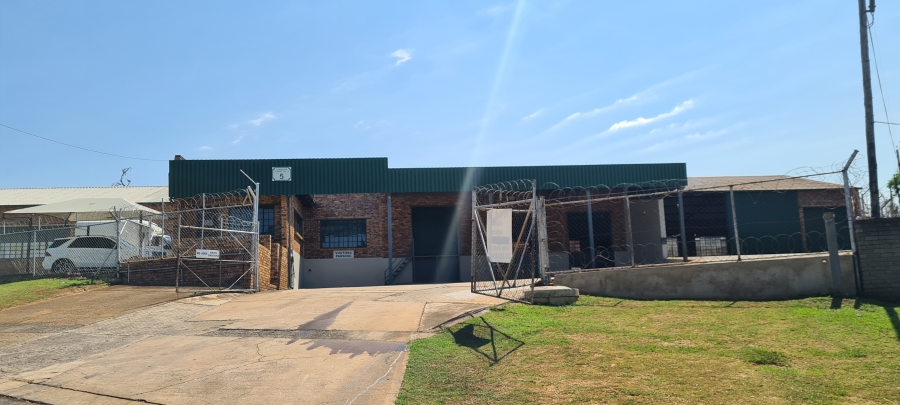 To Let commercial Property for Rent in White River Industrial Mpumalanga