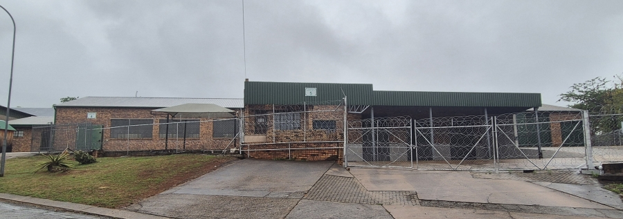To Let commercial Property for Rent in White River Industrial Mpumalanga