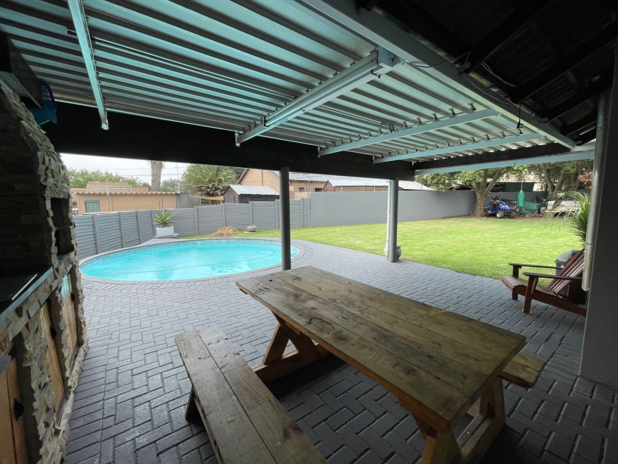 3 Bedroom Property for Sale in Sunset Park Mpumalanga