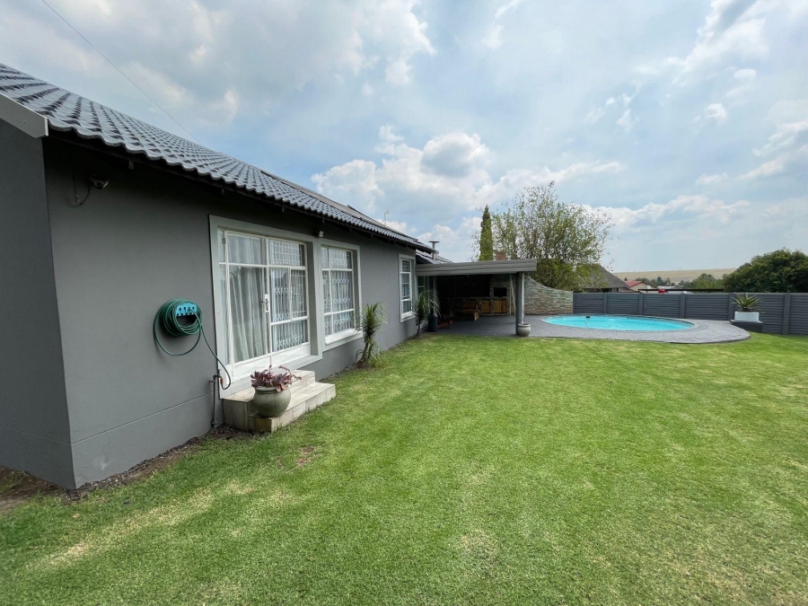 3 Bedroom Property for Sale in Sunset Park Mpumalanga