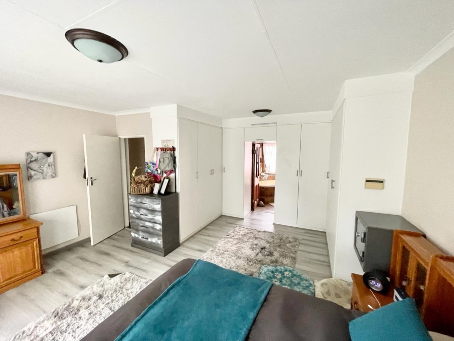 4 Bedroom Property for Sale in Noordrand Mpumalanga