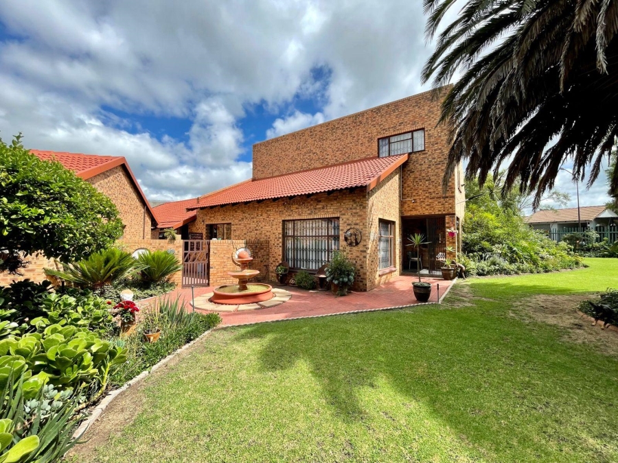 4 Bedroom Property for Sale in Noordrand Mpumalanga