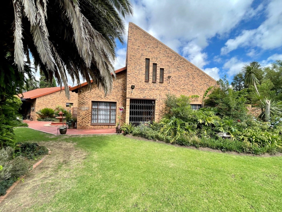 4 Bedroom Property for Sale in Noordrand Mpumalanga