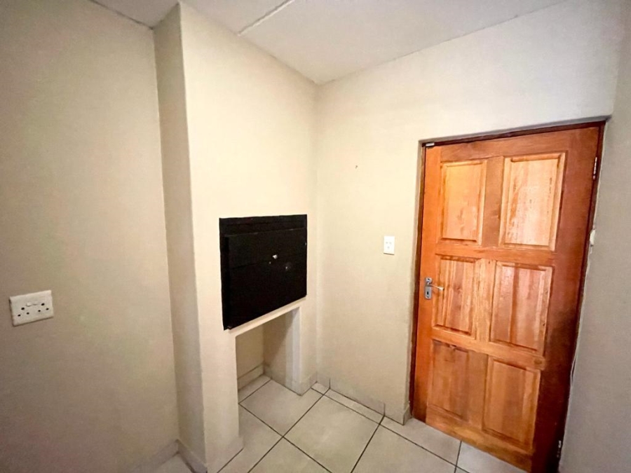 2 Bedroom Property for Sale in Noordrand Mpumalanga