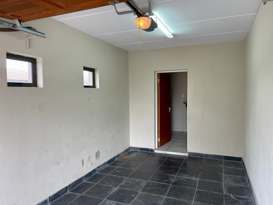 2 Bedroom Property for Sale in Noordrand Mpumalanga