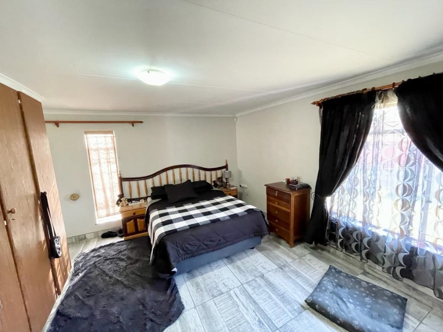 4 Bedroom Property for Sale in Secunda Mpumalanga