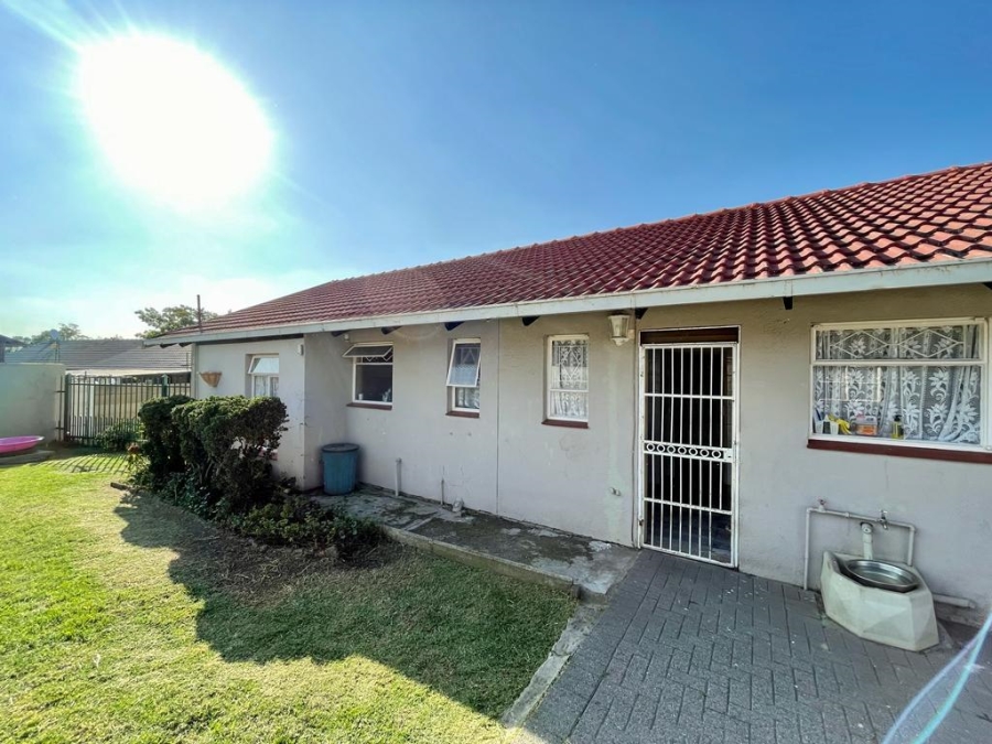 4 Bedroom Property for Sale in Secunda Mpumalanga