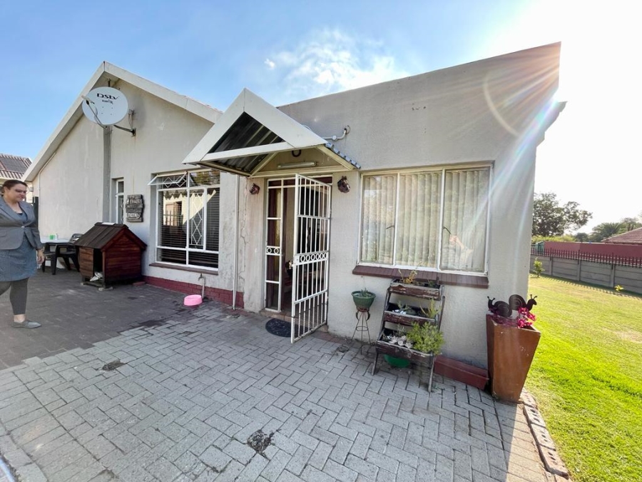 4 Bedroom Property for Sale in Secunda Mpumalanga