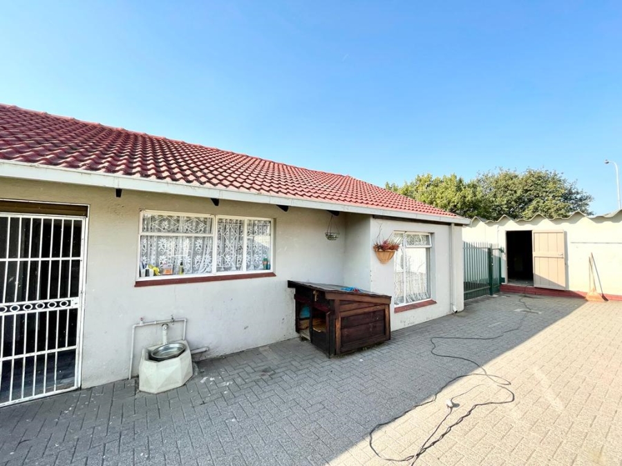 4 Bedroom Property for Sale in Secunda Mpumalanga