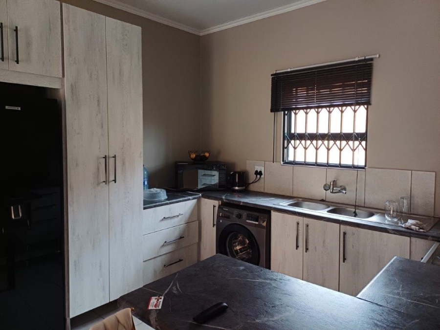 To Let 2 Bedroom Property for Rent in Terra Nova Mpumalanga
