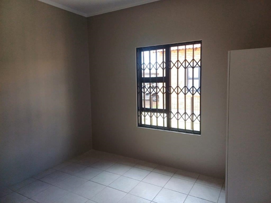 To Let 2 Bedroom Property for Rent in Terra Nova Mpumalanga