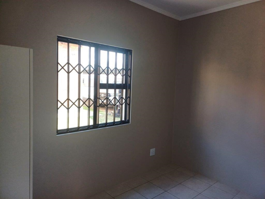 To Let 2 Bedroom Property for Rent in Terra Nova Mpumalanga