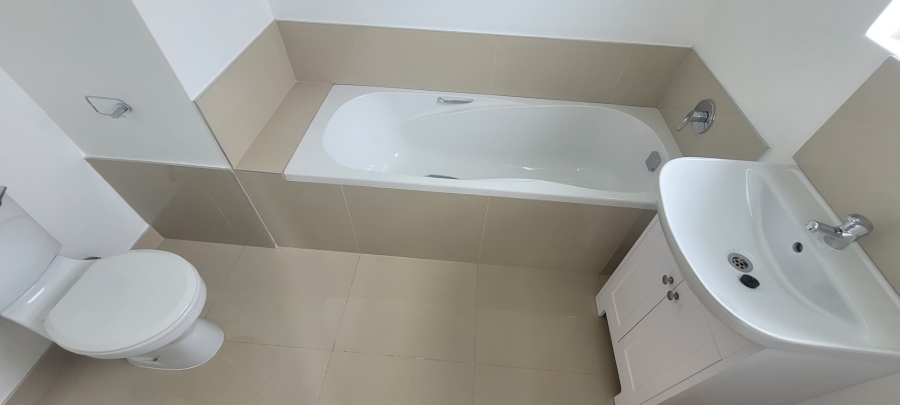 To Let 2 Bedroom Property for Rent in West Acres Mpumalanga