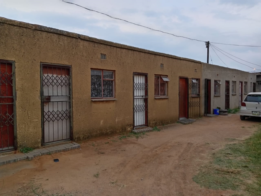8 Bedroom Property for Sale in Kwaguqa Mpumalanga