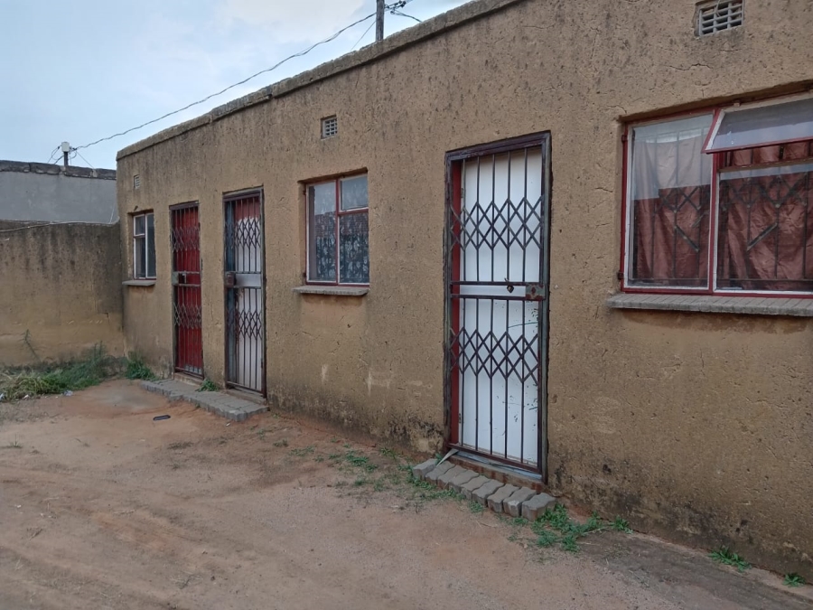 8 Bedroom Property for Sale in Kwaguqa Mpumalanga