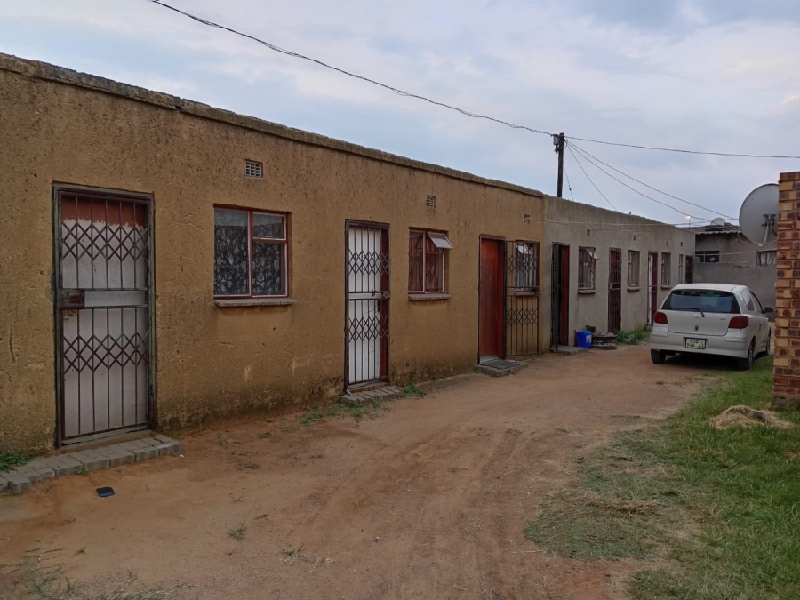8 Bedroom Property for Sale in Kwaguqa Mpumalanga