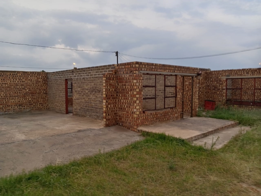 8 Bedroom Property for Sale in Kwaguqa Mpumalanga