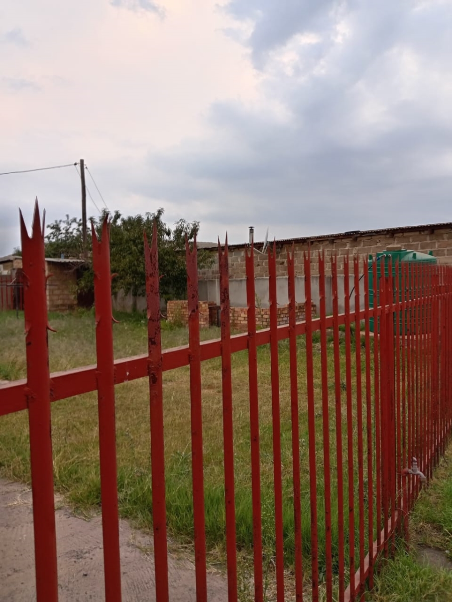 8 Bedroom Property for Sale in Kwaguqa Mpumalanga