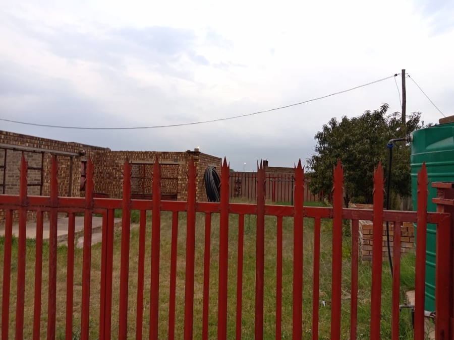 8 Bedroom Property for Sale in Kwaguqa Mpumalanga