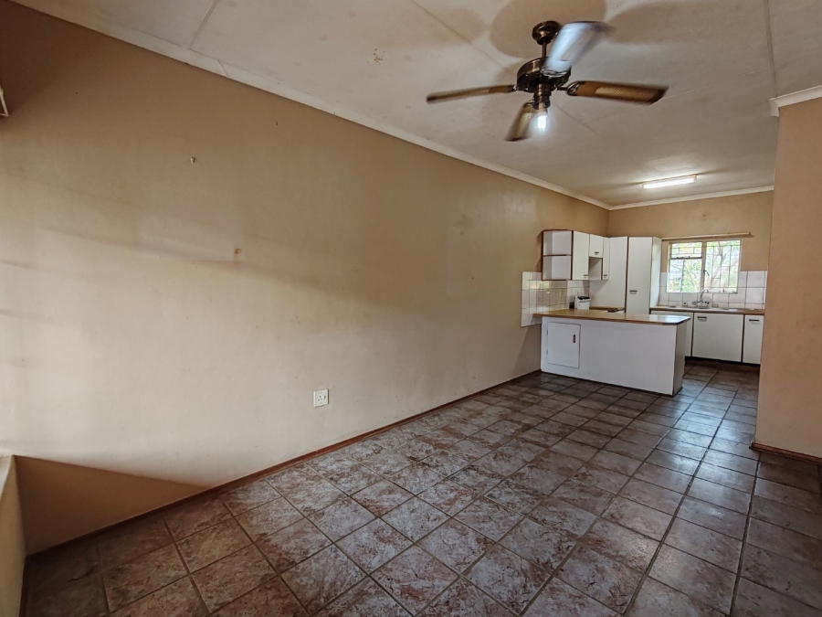 To Let 2 Bedroom Property for Rent in Nelspruit Ext 1 Mpumalanga