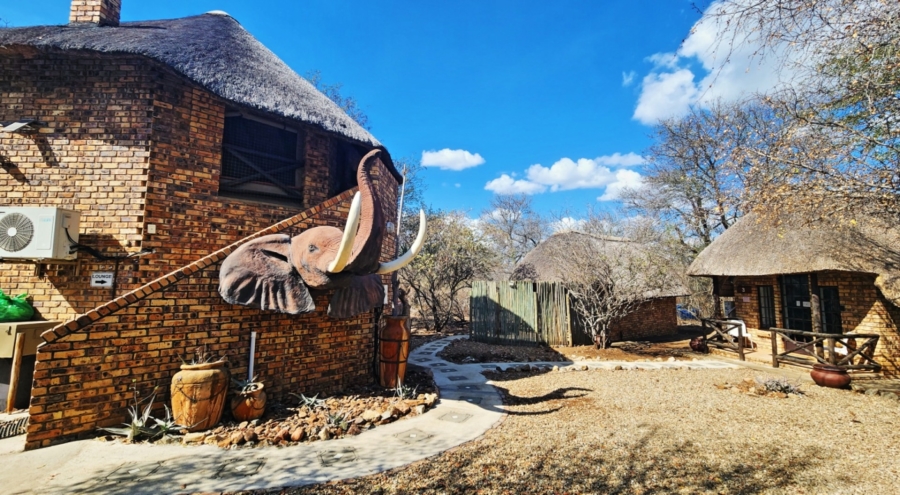 5 Bedroom Property for Sale in Marloth Park Mpumalanga