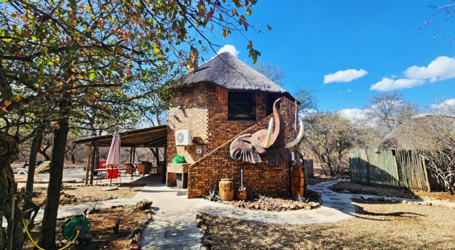 5 Bedroom Property for Sale in Marloth Park Mpumalanga