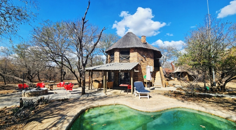 5 Bedroom Property for Sale in Marloth Park Mpumalanga