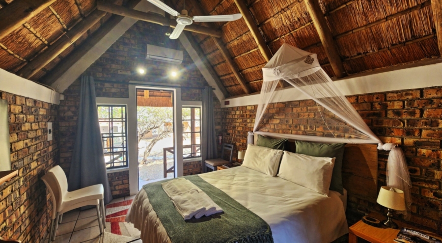 5 Bedroom Property for Sale in Marloth Park Mpumalanga