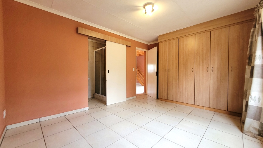 3 Bedroom Property for Sale in Stonehenge Ext 5 Mpumalanga